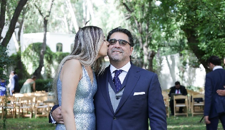  Santiago Garfias con su hija Natalia.