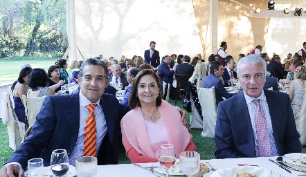  Pepe Garfias, Isabel Garfias y Diego Ayala.