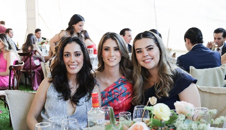  Daniela Monzón, Nuria Olivia e Isa Motilla.