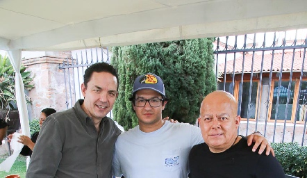  Luis Viramontes, Jorge Aguilar y Jorge Aguilar.