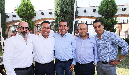  José Mario de la Garza, José Guadalupe Torres, Félix Bocard, Fernando Díaz de León y César Ramos.