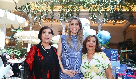  Paty Domínguez, Ingrid Nito y Guille Martínez.