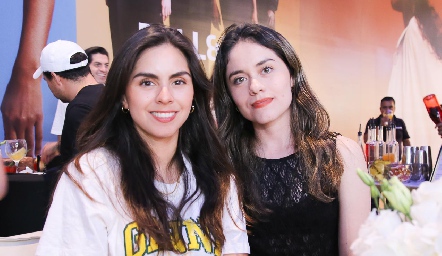  Vicky González y Andrea Medina.