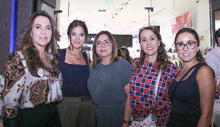  Leticia de Torres, Mariana Cerda, Araceli Rocha, Laura Soriano y Montserrat Díaz de León.