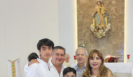  Gerardo Borjas, Alejandro Segarra, Lety Ponce y Gerardo con Eduardo