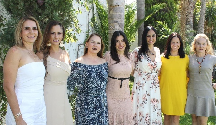  Elsa Villalba, Fabiola Burgaña, Nohemí Burgaña, Dany López, Lorena Burgaña, Maritza Villalba y Ely Heinze