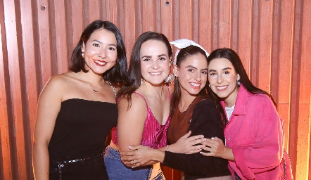 Andrea, Mariana, Ana Sofía y Daniela.