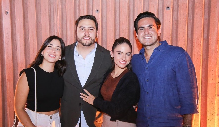  Sofía Balbontin, Héctor Parra, Ana Sofía Hernández y Mauricio Contreras.