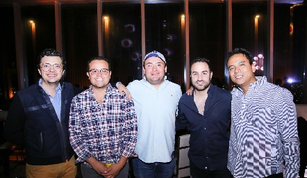  Ale Martínez, Rodrigo López, Jorge Alonso, Yabrán Garay y Mario Betancourt.