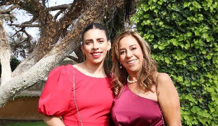  Melisa Orozco y Elena Ríos.