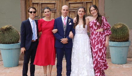  Jorge del Valle, Melisa Orozco, Germán de Luna, Sofía y Alexia Loperena.