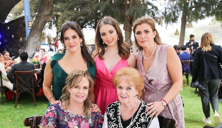  Ingrid Pérez, Paulina Regil, Paola Vázquez, Edith Pérez y Marcela de la Garza.