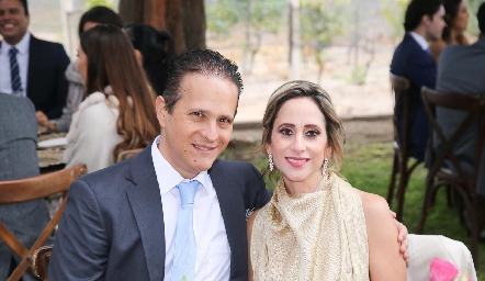  Pedro Loperena y Yolanda Robles.