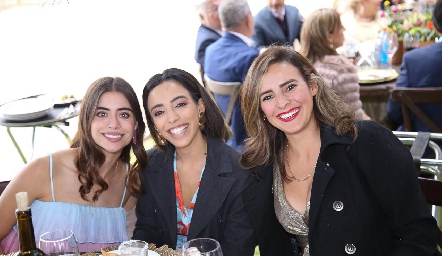  Susana de Luna, Alejandra de Luna y Andrea Rivera.