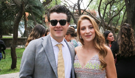  Gastón Lozano y Alejandra Álvarez.