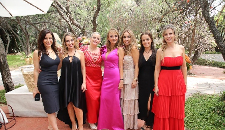 Ariadna Delsol, Diana de la Serna, Irene Loyo, Claudia Barba, Olga Mendoza, Roxana Gutiérrez y Paty García.