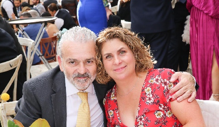  Fernando y Patricia Llaguno.