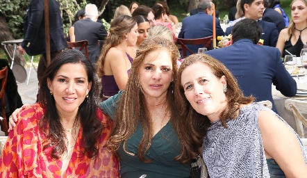  Claudia Pozos, Eva Álvarez y Mara Zermeño.