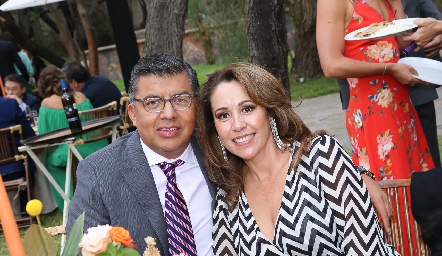  Gustavo Hernández y Martha Tinajero.