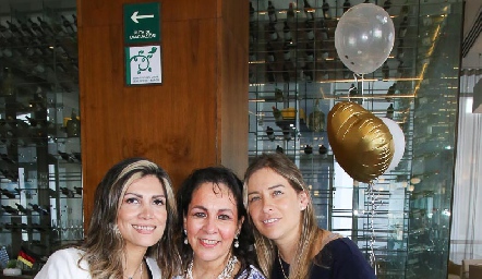  Verónica Martínez, Lila González y Gabriela Alvarado.