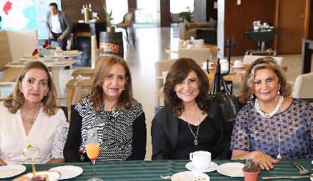  Mónica Alcalde, Martha Acevedo, Gladys Castellanos y Chelito Mercado.