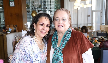  Lila González y Martha del Pozo.