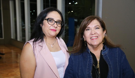  Alejandra Muñoz y Mari Carmen Aguilar.