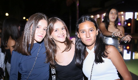  Valentina Cabrera, Marijose Abella y Jimena Montante.