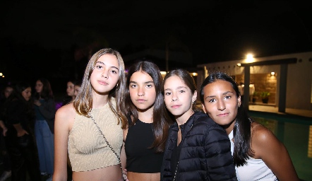  Alejandra Limón, Pau González, Mónica González y Jimena Montante.