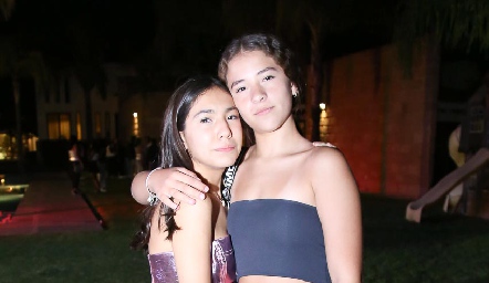  Camila Bustamante y Fátima Manzur.
