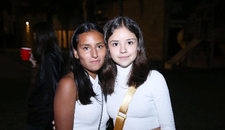  Jimena Montante e Isabela Navarro.