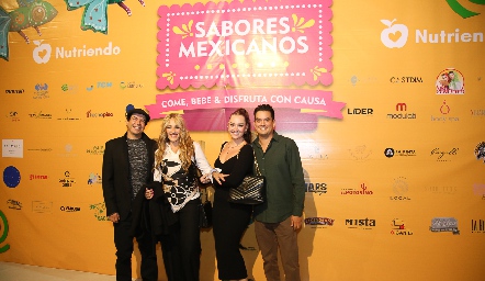  Sergio Juárez, Yolanda Rangel, Yolanda Ayala y Carlos Chesan.