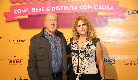  Javier Meade y Delia Hervert.