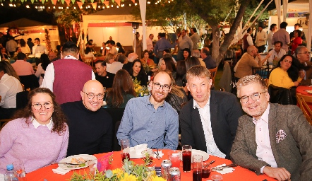  Cristina, Denis, Olly, Huga y Andrés.