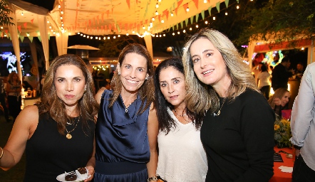  Mayra Ortega, Alejandra Allende, Vero Conde y Gaby Acosta.