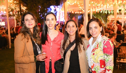  Malena, Mariana, Ingrid y Marcela.