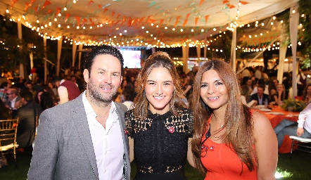  Alberto Rangel, Pao Rangel y Verónica Guzmán.