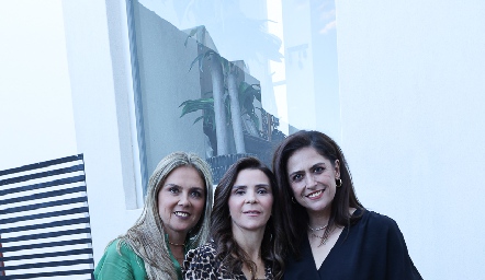  Beatriz Villegas, Lupita Mercado y Lucía Berrones.