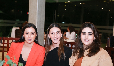  Ale Mata, Alison Rangel y Ximena Hernández.