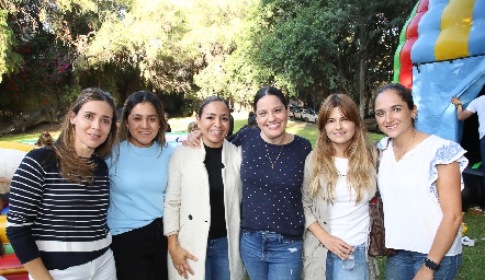  Vero Franco, Estefanía López, Lucia Sánchez, Paola Arévalo, Lucía Cabrera y Ale Rangel.