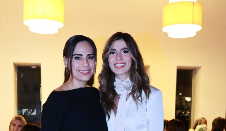  Mayela Cardona y Ana Sofía Muñiz.