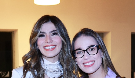  Ana Sofía Muñiz y Sofía Durantes.