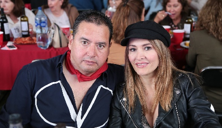 Óscar Stevens y Yadira Vázquez.