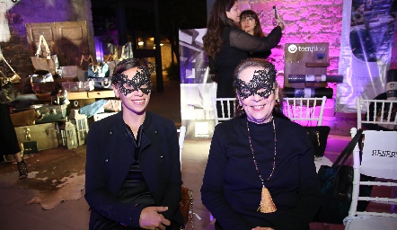  Sara y Patricia González.