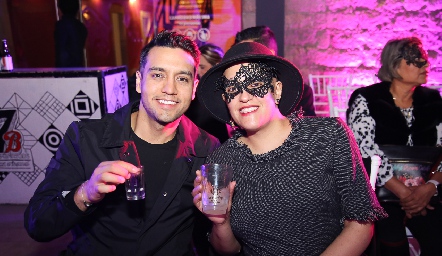  Mauricio Hernández y Celina Alfaro.