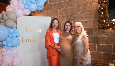  Flor María Rodríguez, Fernanda Pérez y Florencia.