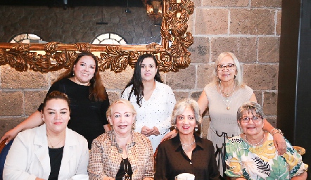  Carolina Rodríguez, Laura,  Florencia, Rocío Noyola, Martha Rodríguez, Adriana Lemus y Mónica Iturbide.
