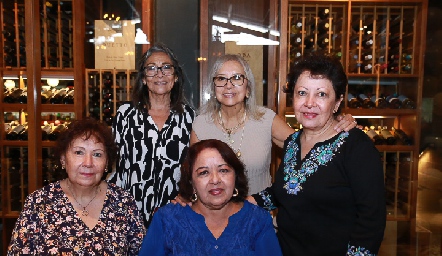  Martha Espinoza, Florencia, Irene Ramírez, María Eugenia Ramírez y Lilia del Carmen Cerrillo.