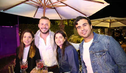  Fer Cosío, Iñaki Minondo, Daniela Díaz y Eduardo Rodríguez.