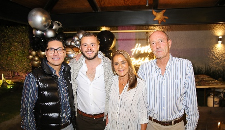  Alberto Castillo, Iñaki Minondo, Susana Amezcua y Francisco Minondo.